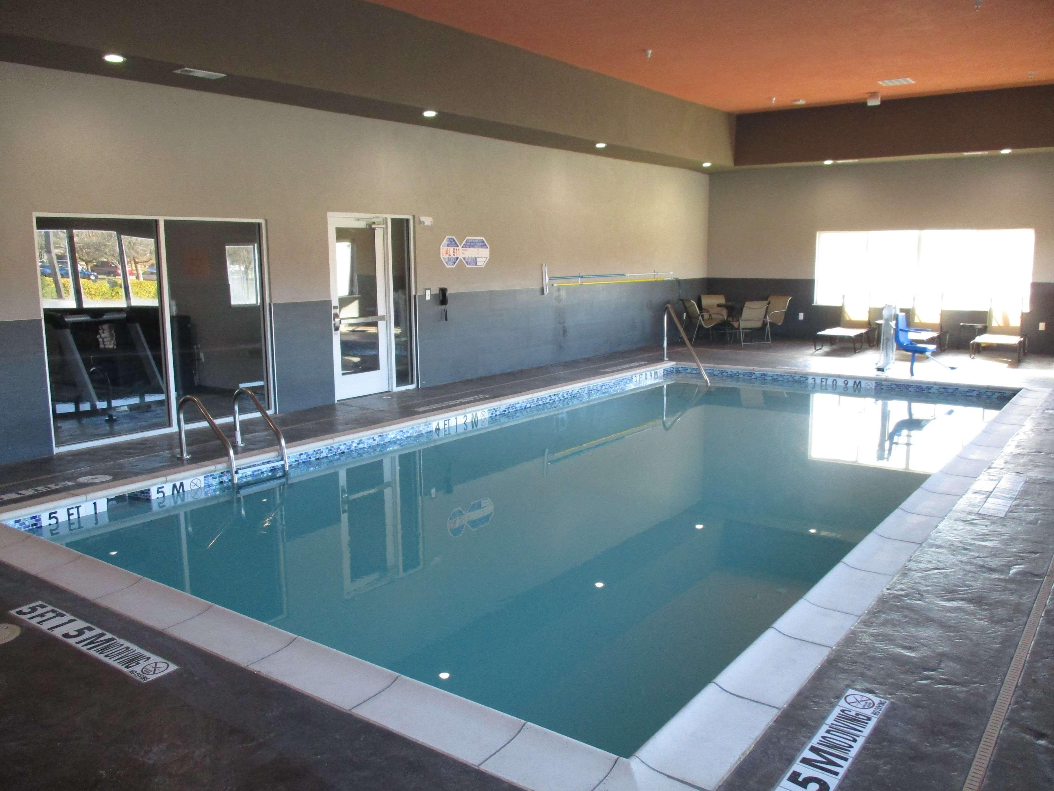 Best Western Plus Coweta'S 1St Hotel Exterior foto